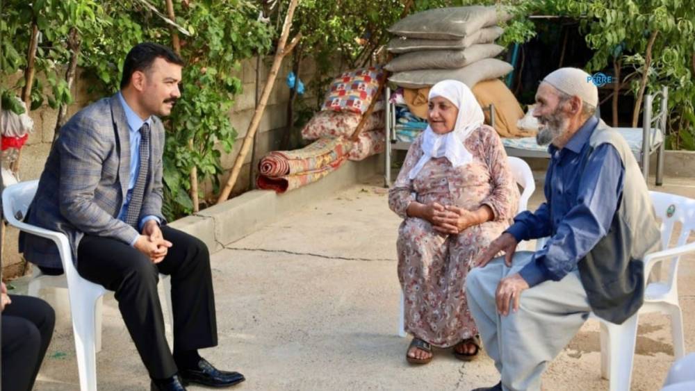 Kahta Kaymakamı Soysal sahada: Vatandaşların talep ve sorunlarını yerinde dinledi 