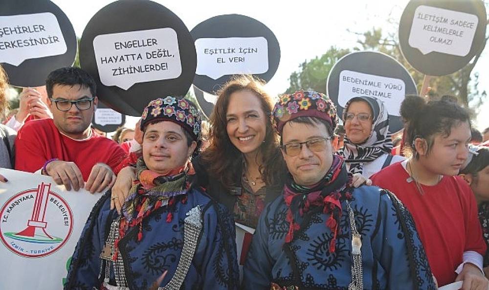 Karşıyaka'da hayata engel yok!