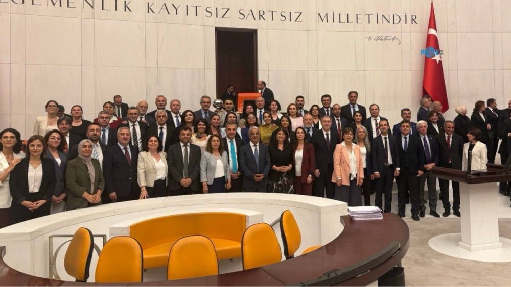 DEM Parti kongre tarihini a&ccedil;ıkladı: Yeni d&ouml;nemin startı 6 Eyl&uuml;l'de 