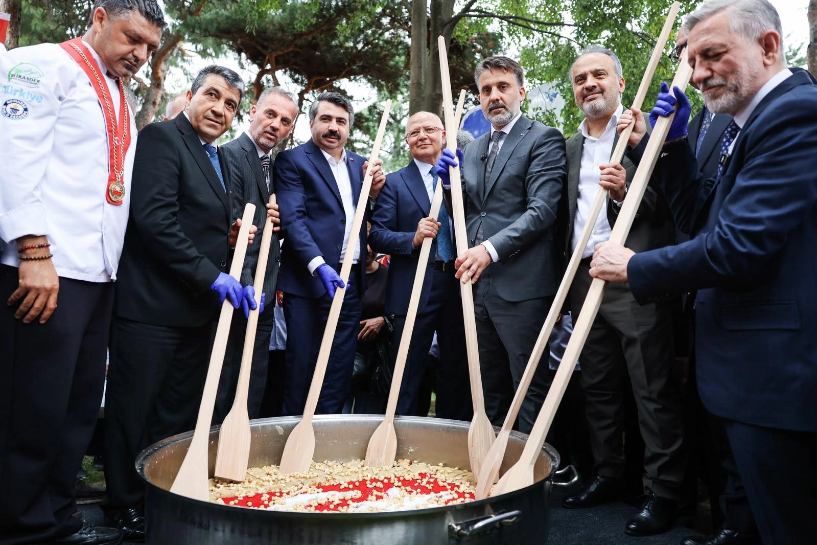 Bursa'dan fetheden lezzetlere coşkulu başlangı&ccedil;