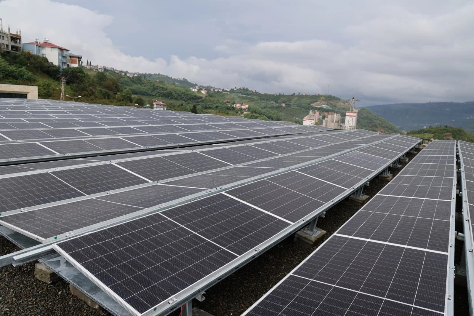 Trabzon&rsquo;da G&uuml;neş Enerji Sistemi hizmete alındı