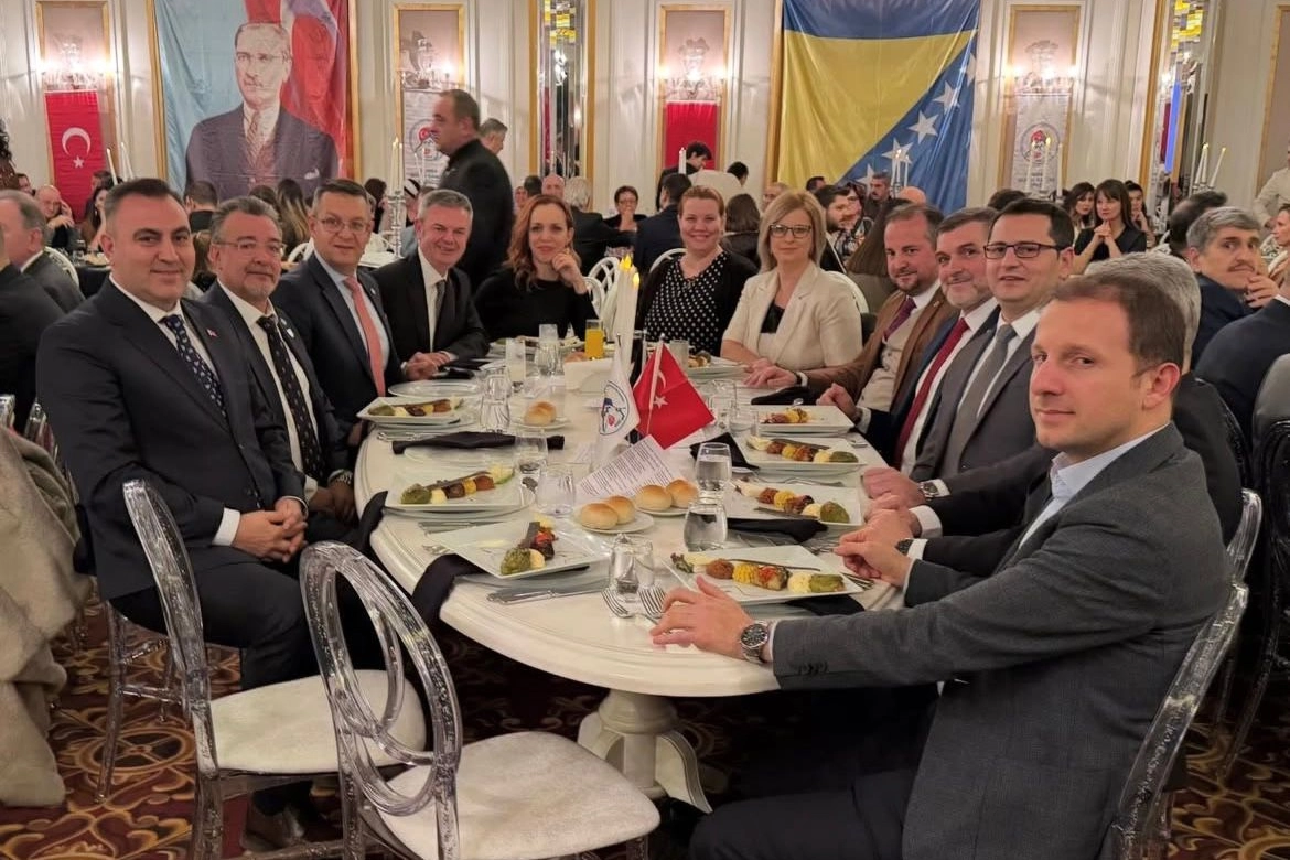 Bursa'da Balkan r&uuml;zgarı