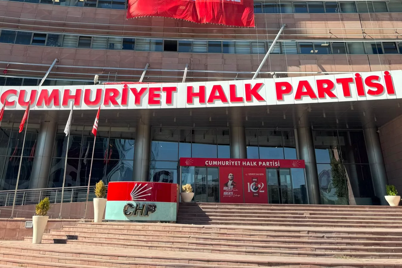 CHP, Turgutlu&rsquo;daki saldırıya ilişkin heyet g&ouml;revlendirdi