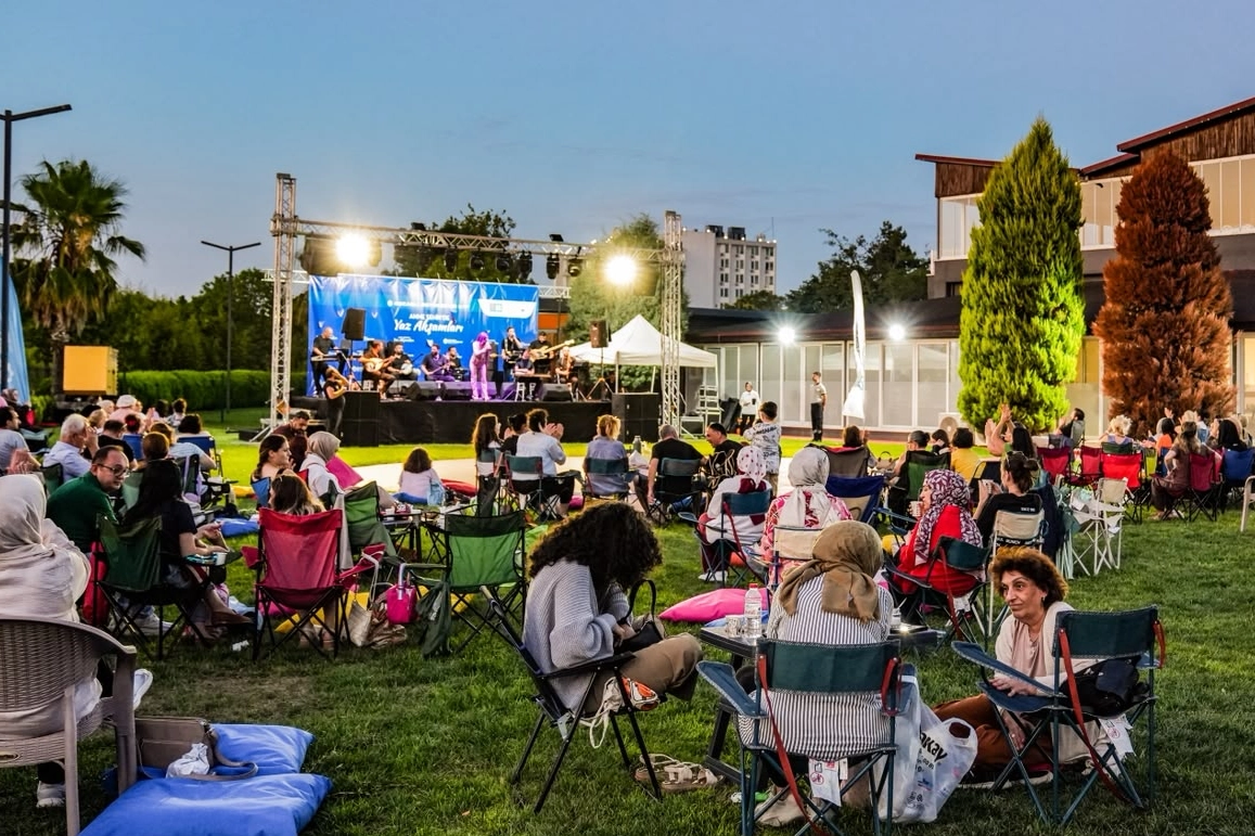 Kocaeli'de m&uuml;zik ve aile buluşması